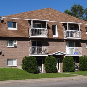 4 1/2 - 490 RUE ST-MAURICE, Trois-Rivieres - Photo 2