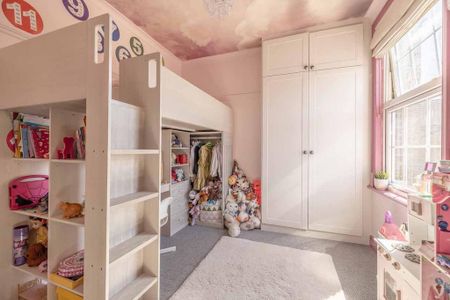 5 bedroom semi-detached house to rent - Photo 5