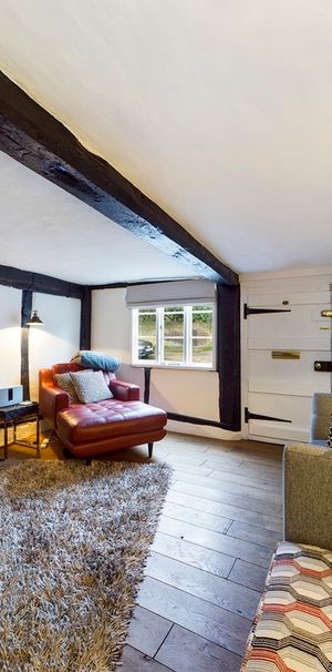2 bed cottage to rent in High Street, Amersham, HP7 0EB - Photo 1