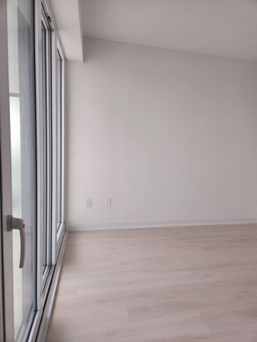 For Lease - 3900 Confederation Parkway Unit# 3502, Mississauga, Ontario - Photo 2