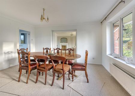 4 bedroom detached house to rent - Photo 5