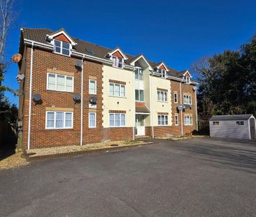 1 bedroom ground floor flat to rent - Photo 1