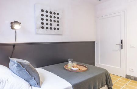 Carrer de lEscorial, Barcelona, Catalonia 08024 - Photo 2