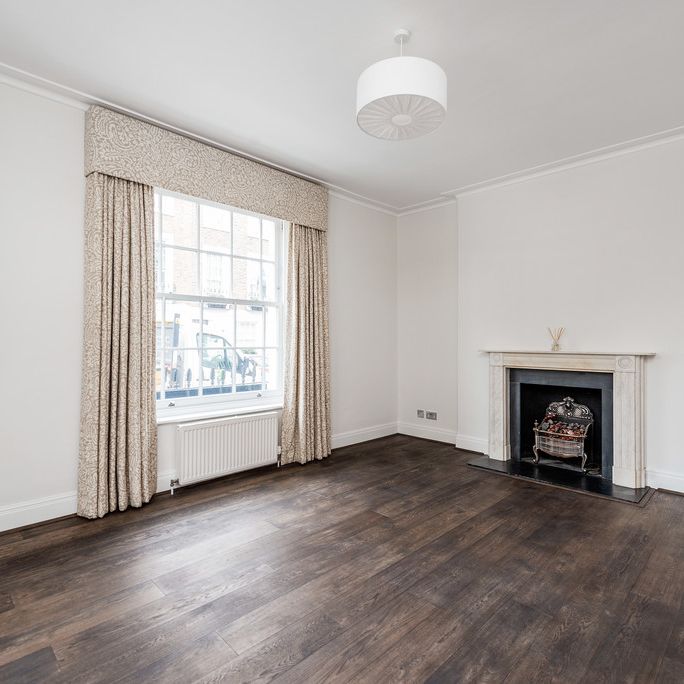 Montpelier Square, Knightsbridge, SW7 - Photo 1