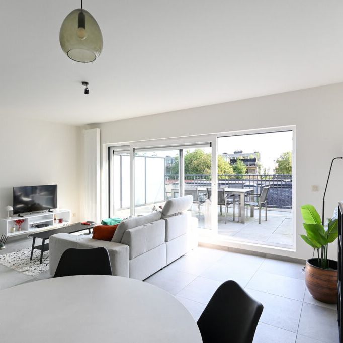 Recent 2-slaapkamerappartement met groot terras te Stabroek - Foto 1