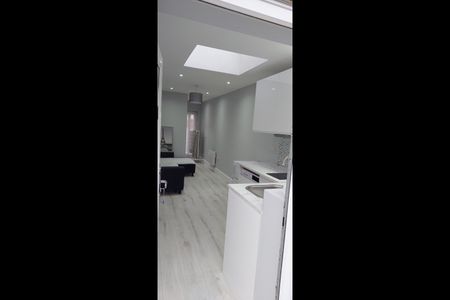 Studio Flat, Andrews Close, HA1 - Photo 3