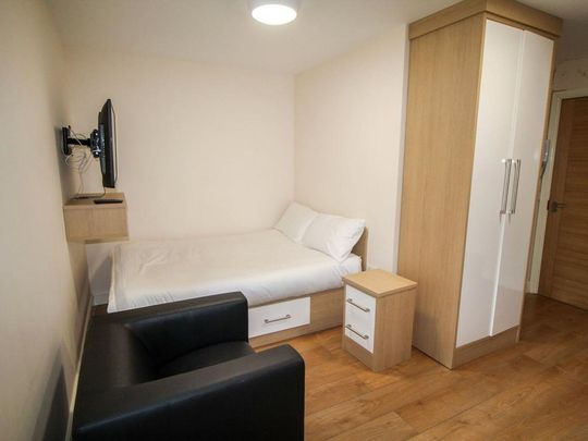 Studio to rent - Photo 1