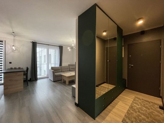 Świetny stan z balkonem i parkingiem - od marca 58 m² - Photo 1