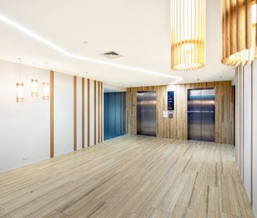GRAFTON - Penthouse 1 Bedroom Apartment with Views & Carpark - Photo 6