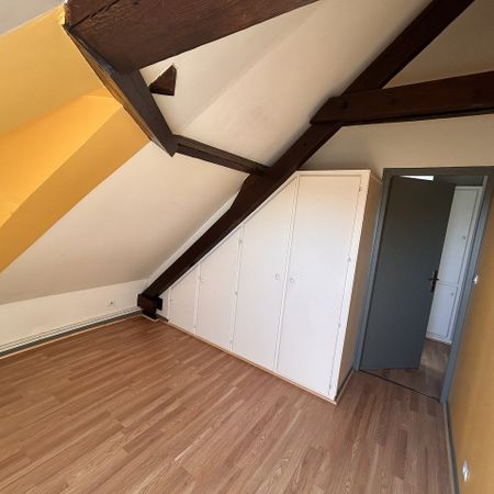 Location Appartement 3 pièces 68m² - Photo 3