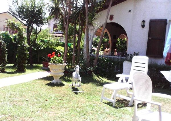 Villa a schiera via Bregoscia, 29, Marina Verde, Renella, Montignoso