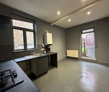 2 bedroom flat to rent - Photo 6