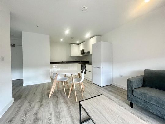 1 bedroom flat to rent - Photo 1