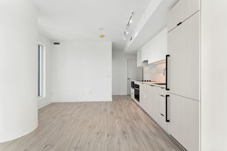 For Lease - 252 Church Street Unit# 4115, Toronto, Ontario - Photo 5