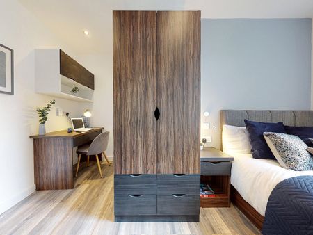 Apt 8, 23 Hyde Terrace - Photo 4