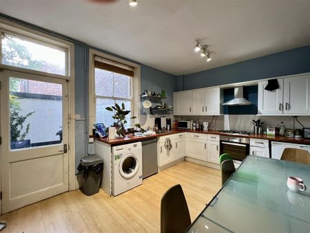 Osborne Avenue, Newcastle Upon Tyne - Photo 3