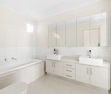 2 BEDROOM TOWNHOUSE MINUTES FROM TEMPLESTOWE VILLAGE - Photo 4