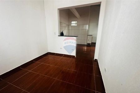 Casa ideal para casais jovens no Jardim Montreal, com um dormitório: Alugue Já! - Photo 2