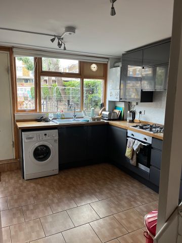 Room in a Shared Flat, Lambert House, SW9 - Photo 4