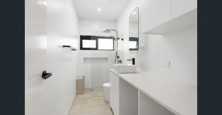 Charming Newly Renovated 2-Bedroom Home - Photo 5