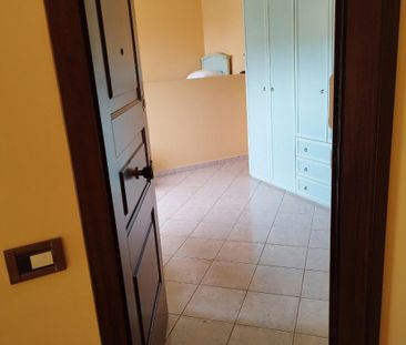 Monolocale 330 tutto compreso (no cucina) - Photo 3
