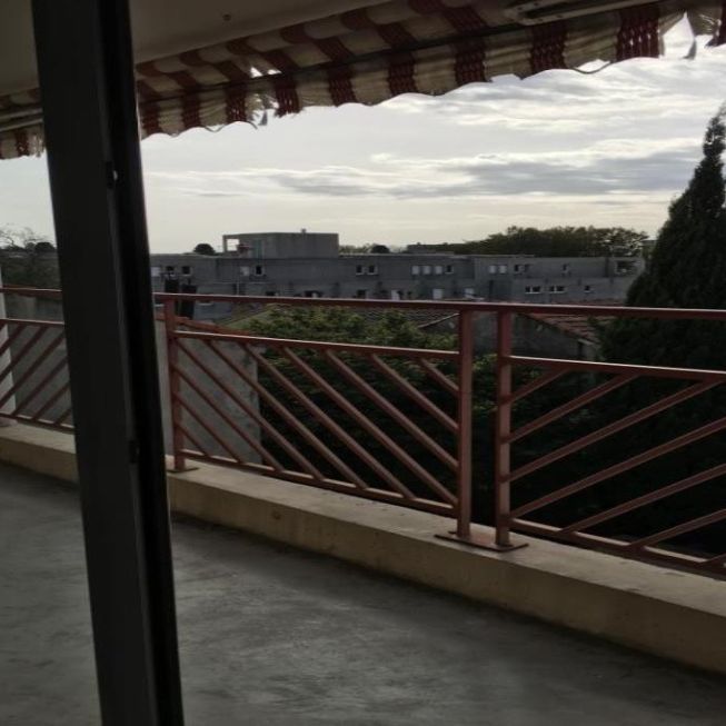 A LOUER // AVIGNON Appartement T2 dans une résidence en 1ère ceinture - Photo 1