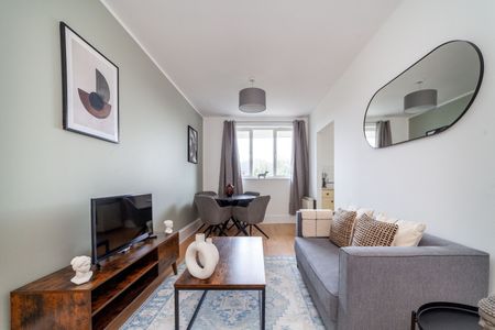 1 Bed Flat, Festival Court, E8 - Photo 2