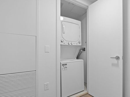 For Lease - 1 Jarvis Street Unit# 1111, Hamilton, Ontario - Photo 3