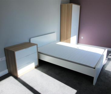 4 bedroom private hall to rent - Photo 5