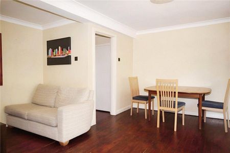 3 bedroom maisonette to rent - Photo 2