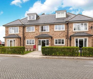 Town Lane, Stanwell, Staines-upon-Thames, Surrey, TW19 7BZ - Photo 3