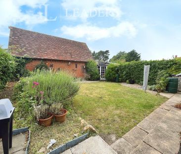 4 bedroom terraced house to rent - Photo 5