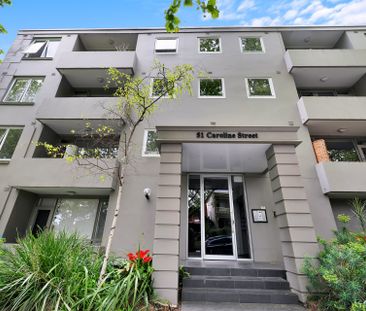 Oversized one bedroom in South Yarra - Photo 1