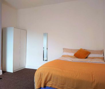 1 bedroom in a house share to rent - Photo 6