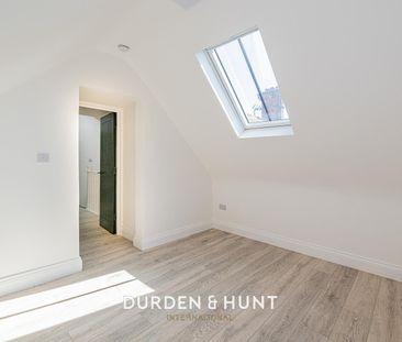 118 High Street, Ongar - Photo 1