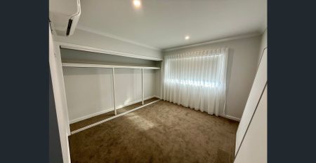 BRAND NEW 2 BEDROOM TOWNHOUSE - Photo 4
