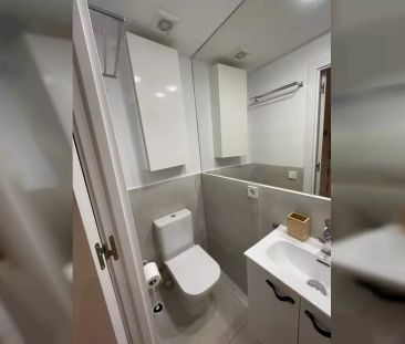 2-bedroom apartment for rent in Cuatro Caminos, bills included - Photo 2
