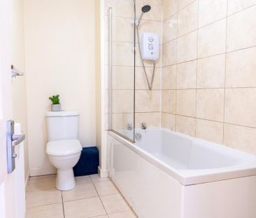 7 bedroom house to rent - Photo 3