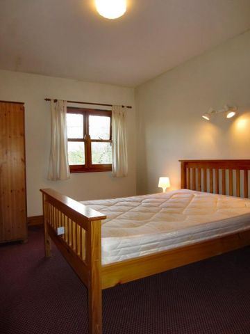 2 Bedroom Apartment To Let - Photo 3