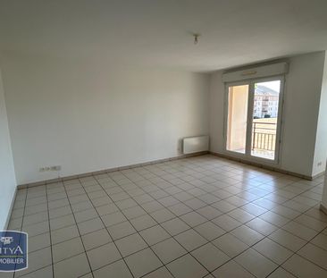 Location Appartement 2 pièces 45m² LISIEUX 14100 - Photo 1