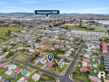 17 Adina Place, East Devonport TAS 7310 - House For Rent - $470 | Domain - Photo 2