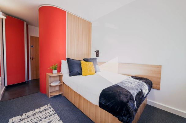 Ground Floor Four Bed Cluster - Photo 1