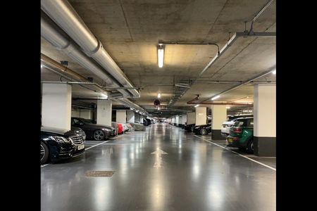 2 Bed Flat, Juniper Drive, SW18 - Photo 2