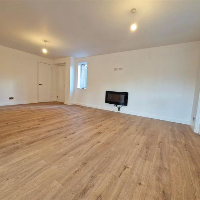 3 Bedroom Detached To Let - Photo 1