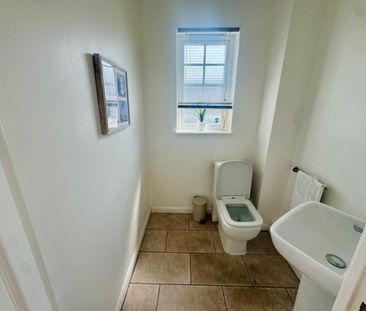 3 bedroom semi-detached house to rent - Photo 3