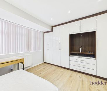 6 bedroom terraced house to rent - Photo 4