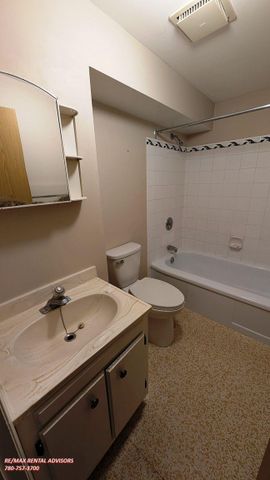 1732 23 Avenue Northwest - Photo 2