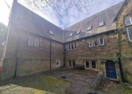 4 bedroom semi-detached house to rent - Photo 2