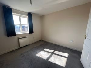 Monthly Rental Of £1,100 - Photo 1