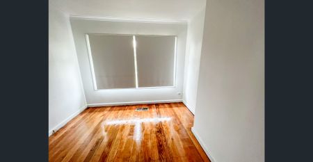 17 Savige Street, Morwell, Vic 3840 - Photo 5